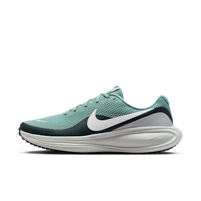 Nike Revolution 8
